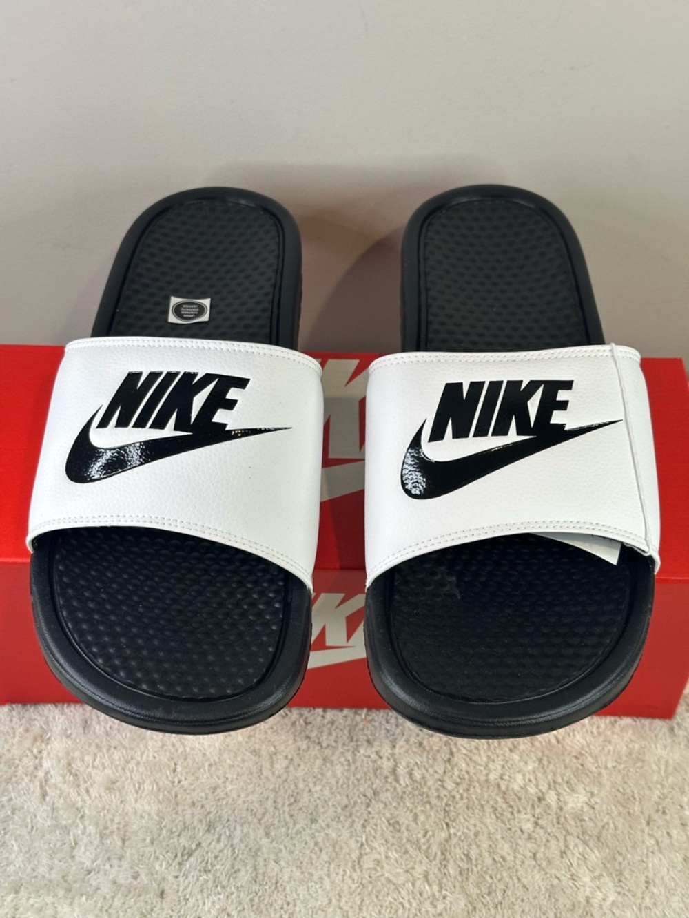 Nike Benassi JDI Slides